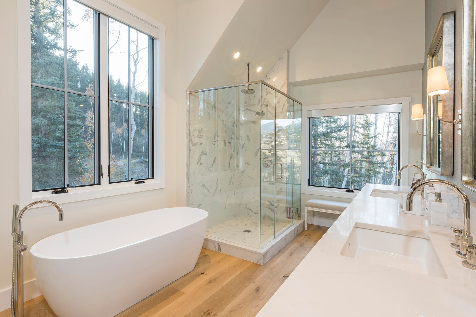 Primary bathroom at 108 Lawson Overlook, built by UltraBuilders in Mountain Village, Colorado
