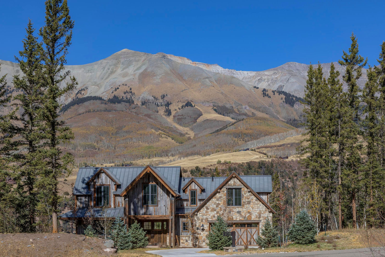 Exterior at 108 Lawson Overlook, built by UltraBuilders in Mountain Village, Colorado