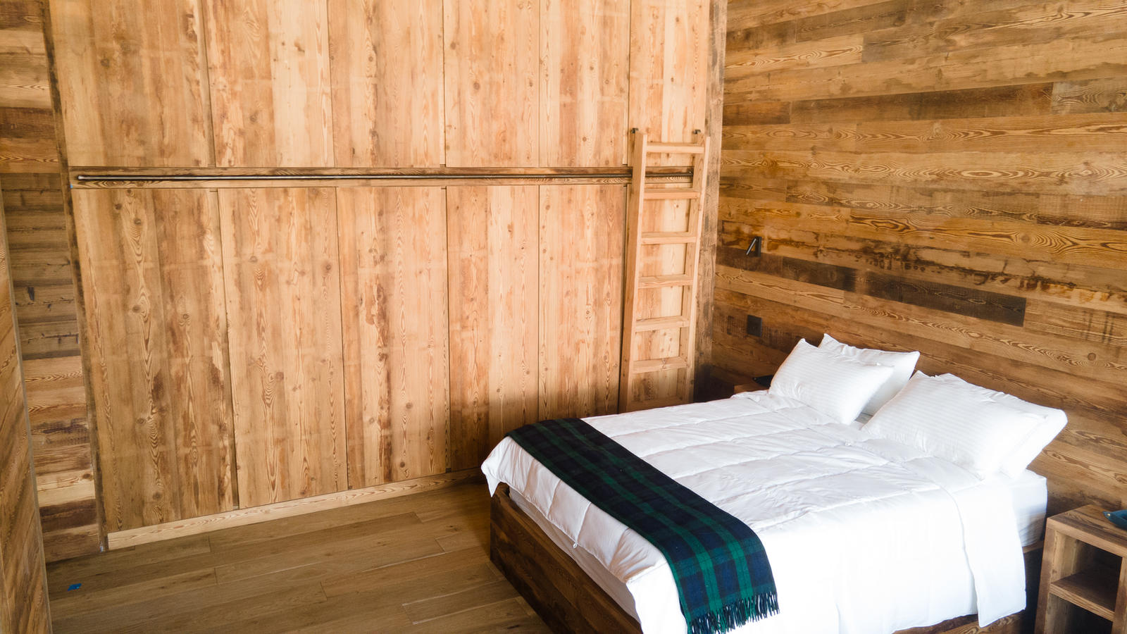 Bedroom at 125 Russell Drive, built by UltraBuilders in Mountain Village, Colorado