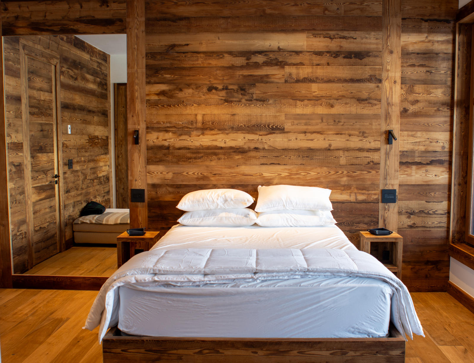 Bedroom at 125 Russell Drive, built by UltraBuilders in Mountain Village, Colorado