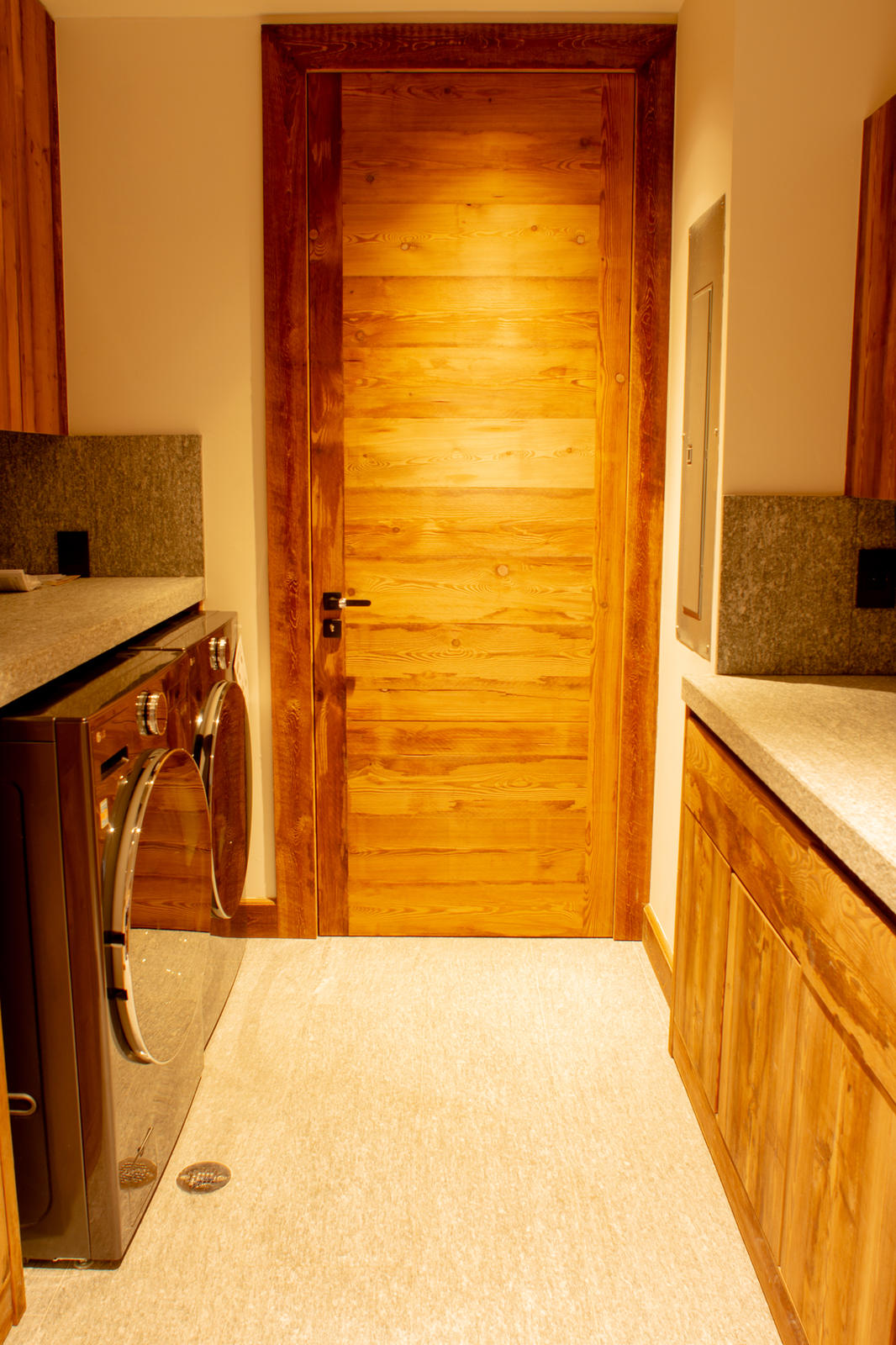 Laundry at 125 Russell Drive, built by UltraBuilders in Mountain Village, Colorado
